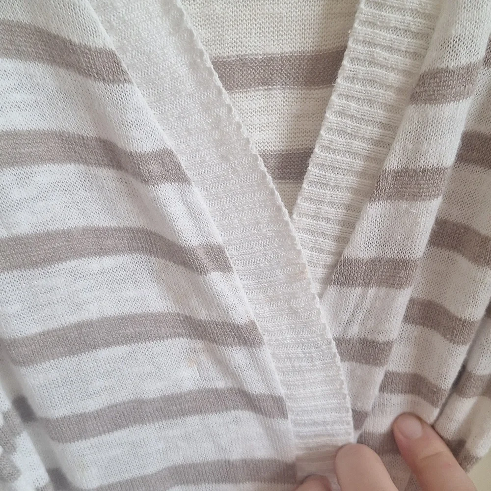 Sonoma Grey and White Striped Cardigan Size Small - Picture 14 of 14
